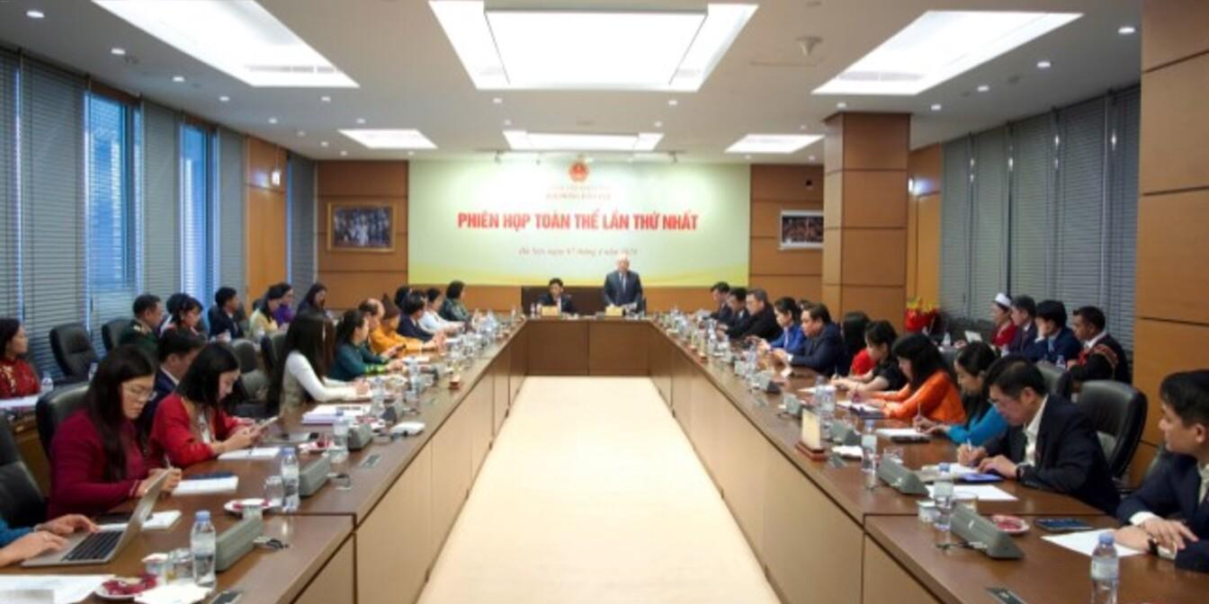 Phó Chủ tịch Thường trực Quốc hội Đỗ Văn Chiến dự Phiên họp toàn thể lần thứ nhất Hội đồng Dân tộc khoá XVI