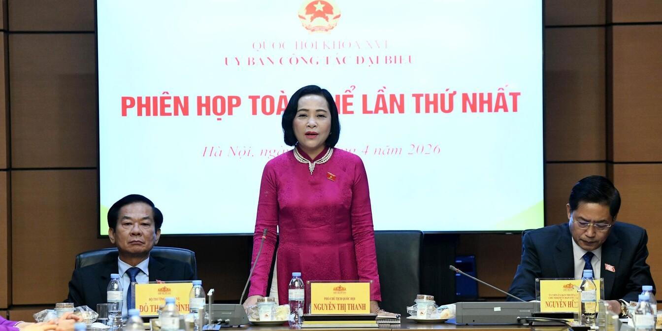 Phó Chủ tịch Quốc hội Nguyễn Thị Thanh dự Phiên họp toàn thể lần thứ Nhất Ủy ban Công tác đại biểu của Quốc hội khóa XVI