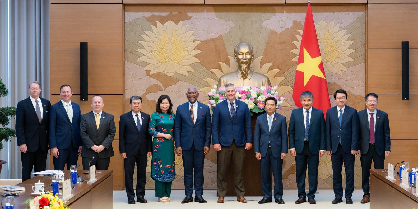Phó Chủ tịch Quốc hội, Thượng tướng Nguyễn Doãn Anh tiếp Đoàn nghị sĩ Hoa Kỳ