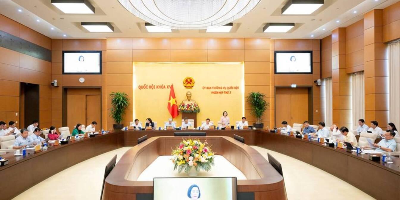 Hoàn thiện cơ sở pháp lý về đánh giá, xếp loại chất lượng và vị trí việc làm công chức các Vụ chuyên môn của Quốc hội
