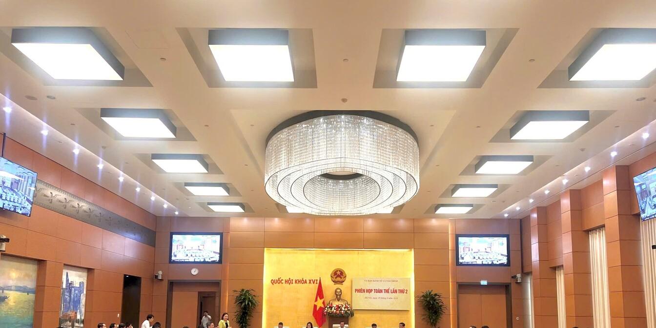 Ủy ban Kinh tế và Tài chính họp Phiên toàn thể lần thứ 2
