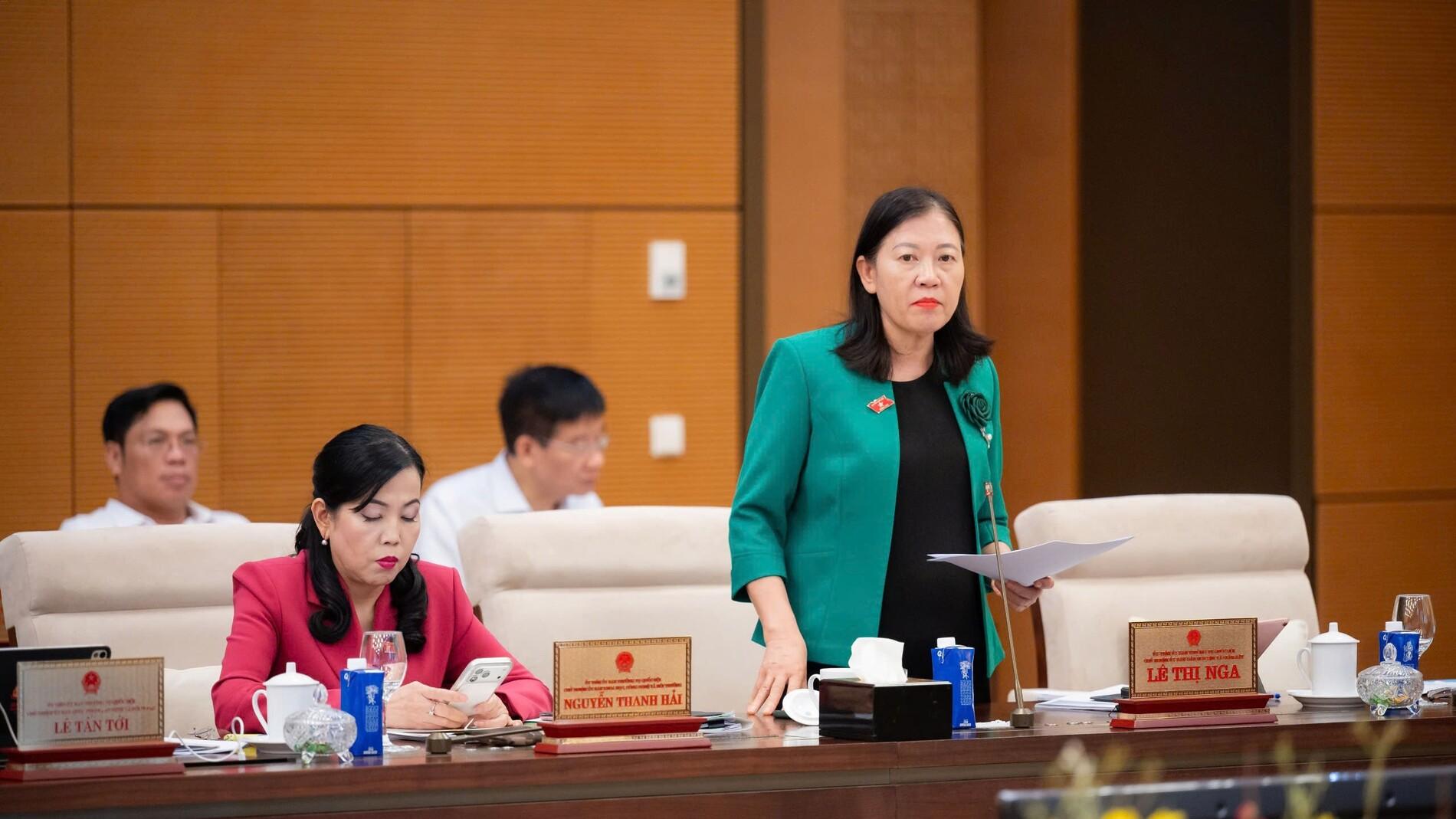 Ủy ban Thường vụ Quốc hội cho ý kiến báo cáo Công tác dân nguyện của Quốc hội tháng 5/2026