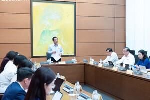 Ảnh: Thảo luận ở Tổ 3 (gồm Đoàn ĐBQH tỉnh Thanh Hóa và Tây Ninh) chiều 21/4
