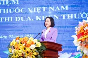 [Ảnh] Phó Chủ tịch Quốc hội Nguyễn Thị Thanh dự Lễ Kỷ niệm 71 năm ngày Thầy thuốc Việt Nam tại Bệnh viện Trung ương Thái Nguyên