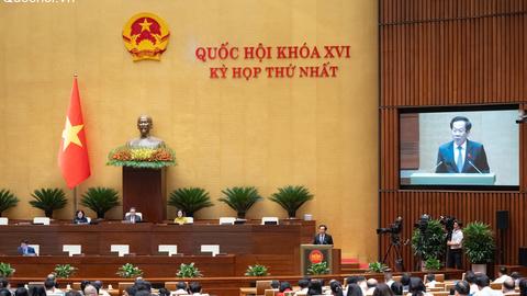Quốc hội nghe Tờ trình và báo cáo thẩm tra Dự án Luật sửa đổi, bổ sung một số điều của Luật Thi đua, khen thưởng