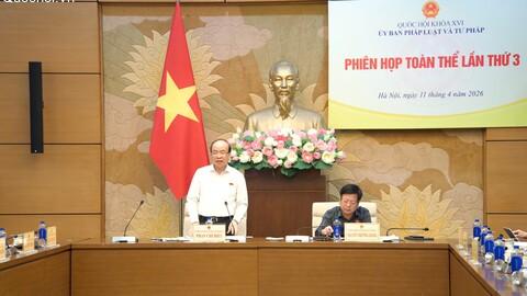 [Ảnh] Phiên họp toàn thể lần thứ 3 Ủy ban Pháp luật và Tư pháp