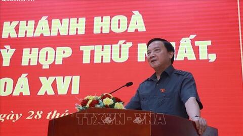 Phó Chủ tịch Quốc hội Nguyễn Khắc Định tiếp xúc cử tri tỉnh Khánh Hòa