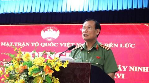 Chủ nhiệm Ủy ban Quốc phòng, An ninh và Đối ngoại, Thượng tướng Lê Tấn Tới tiếp xúc cử tri các xã Bến Lức, Bình Đức, Mỹ Thạnh, tỉnh Tây Ninh