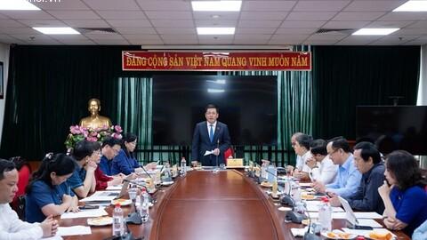 Phó Chủ tịch Quốc hội Nguyễn Hồng Diên làm việc với Ủy ban Khoa học, Công nghệ và Môi trường