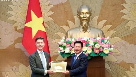 Phó Chủ tịch Quốc hội Nguyễn Hồng Diên tiếp Hiệp hội doanh nghiệp châu Âu tại Việt Nam