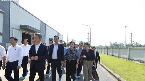 Chủ nhiệm Ủy ban Khoa học, Công nghệ và Môi trường Nguyễn Thanh Hải cùng Đoàn công tác khảo sát bảo vệ môi trường tại Phú Thọ