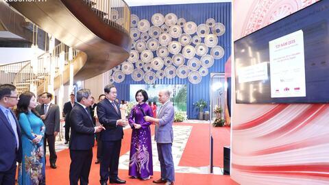 Triển lãm "Hội đồng Nhân dân: Dấu ấn đổi mới - kiến tạo phát triển"