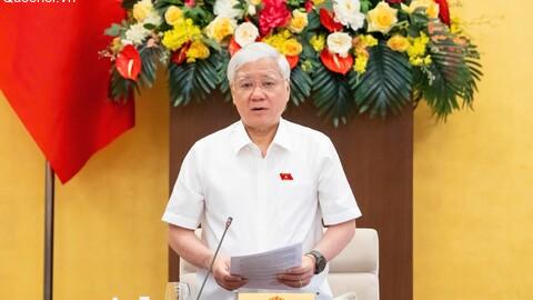 Phó Chủ tịch Thường trực Quốc hội Đỗ Văn Chiến chủ trì họp giao ban với Thường trực các cơ quan của Quốc hội