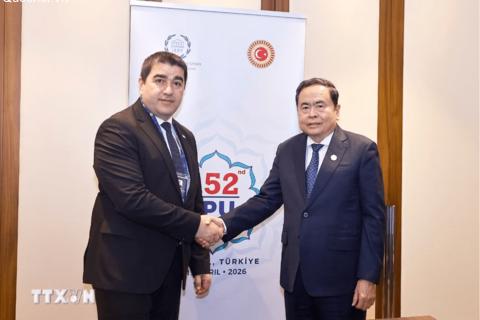 Chủ tịch Quốc hội Trần Thanh Mẫn gặp Chủ tịch Quốc hội Georgia nhân dịp Đại hội đồng IPU-152