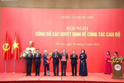 [Ảnh] Tổng Bí thư, Chủ tịch nước Tô Lâm dự, phát biểu chỉ đạo Hội nghị công bố quyết định của Bộ Chính trị đối với Đảng ủy Quốc hội nhiệm kỳ 2025-2030