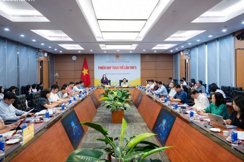 Phiên họp toàn thể lần thứ 5 Ủy ban Pháp luật và Tư pháp
