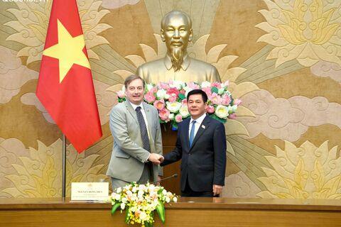 Phó Chủ tịch Quốc hội Nguyễn Hồng Diên tiếp Hiệp hội doanh nghiệp châu Âu tại Việt Nam