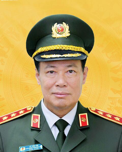 Đồng chí Lê Tấn Tới