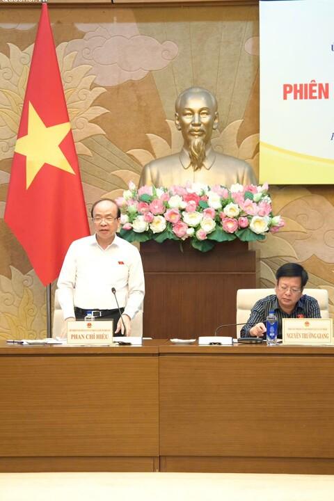 [Ảnh] Phiên họp toàn thể lần thứ 3 Ủy ban Pháp luật và Tư pháp
