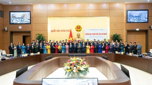 Phiên họp toàn thể lần thứ Nhất Ủy ban Pháp luật và Tư pháp khoá XVI
