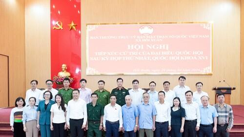 Video: Phó Chủ tịch Quốc hội, Thượng tướng Nguyễn Doãn Anh tiếp xúc cử tri tại xã Hồi Xuân, tỉnh Thanh Hóa