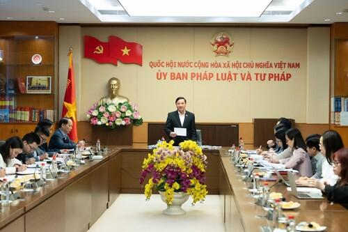 [Ảnh] Phó Chủ tịch Quốc hội Nguyễn Khắc Định chủ trì họp về Đề án Định hướng lập pháp nhiệm kỳ Quốc hội khoá XVI