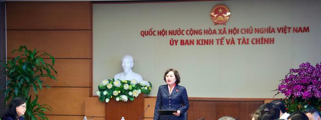 Phó Chủ tịch Quốc hội Nguyễn Thị Hồng làm việc với Thường trực Ủy ban Kinh tế và Tài chính