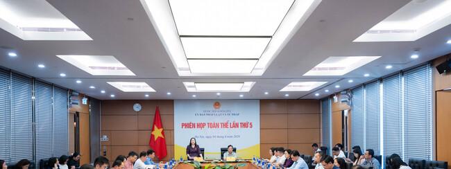 Ủy ban Pháp luật và Tư pháp họp Phiên toàn thể lần thứ 5