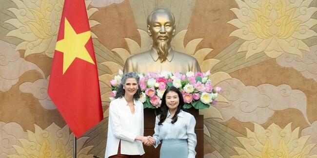 Phó Chủ nhiệm Văn phòng Quốc hội Lê Thu Hà tiếp Trưởng Đại diện thường trú UNDP tại Việt Nam Ramla Khalidi