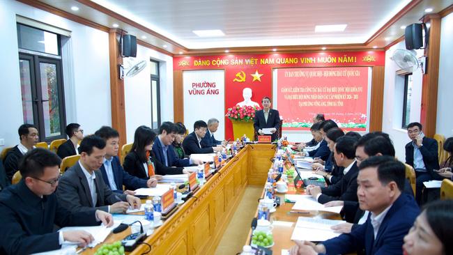 Phó Chủ tịch Quốc hội Nguyễn Đức Hải giám sát công tác bầu cử tại Vũng Áng, Hà Tĩnh