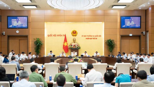 Uỷ ban Thường vụ Quốc hội cho ý kiến về phát triển kinh tế - xã hội giai đoạn 2021 - 2025, kế hoạch giai đoạn 2026 - 2030