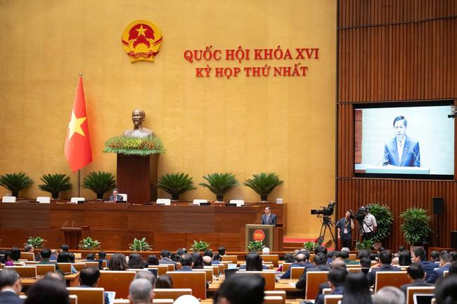 Quốc hội nghe báo cáo kết quả xác nhận tư cách đại biểu Quốc hội khóa XVI