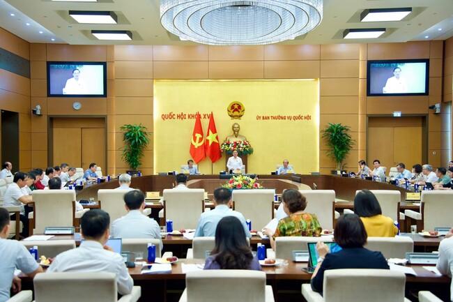 Kiến nghị xem xét tổ chức Kỳ họp không thường lệ của Quốc hội
