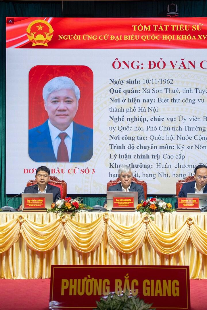 Phó Chủ tịch Thường trực Quốc hội Đỗ Văn Chiến dự Hội nghị tiếp xúc giữa cử tri với những người ứng cử đại biểu Quốc hội khóa XVI, nhiệm kỳ 2026 - 2031