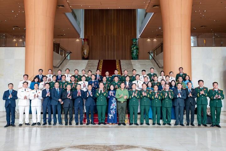Ảnh: Phiên họp toàn thể lần thứ nhất của Ủy ban Quốc phòng, An ninh và Đối ngoại của Quốc hội khóa XVI sáng 7/4