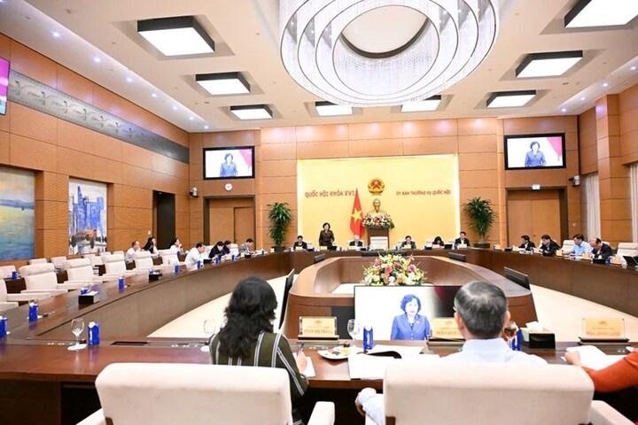 Ủy ban Thường vụ Quốc hội đã họp cho ý kiến về dự thảo Luật sửa đổi, bổ sung một số điều của Luật Thuế thu nhập cá nhân, Luật Thuế giá trị gia tăng, Luật Thuế thu nhập doanh nghiệp và Luật Thuế tiêu thụ đặc biệt