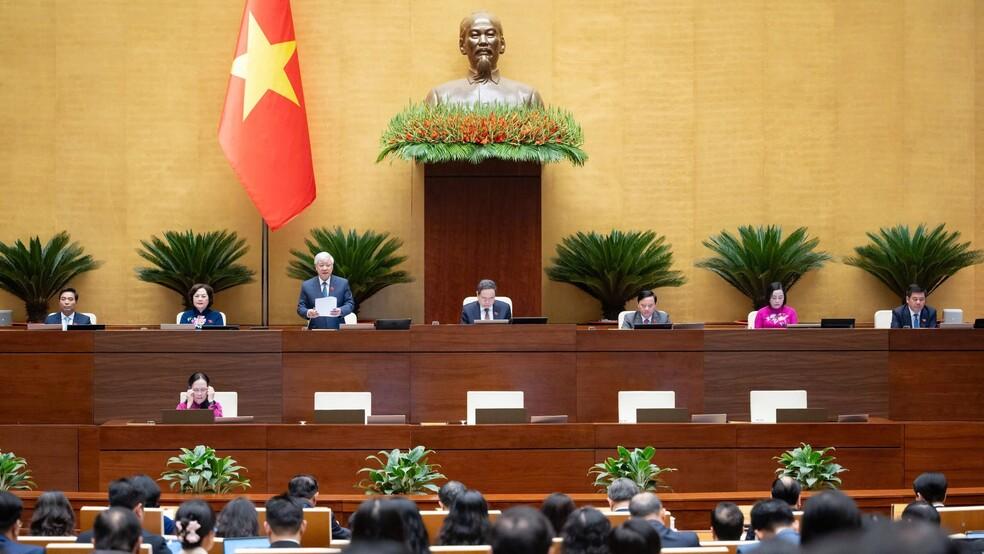 Quốc hội thông qua Nghị quyết về kế hoạch phát triển kinh tế - xã hội 05 năm giai đoạn 2026 – 2030