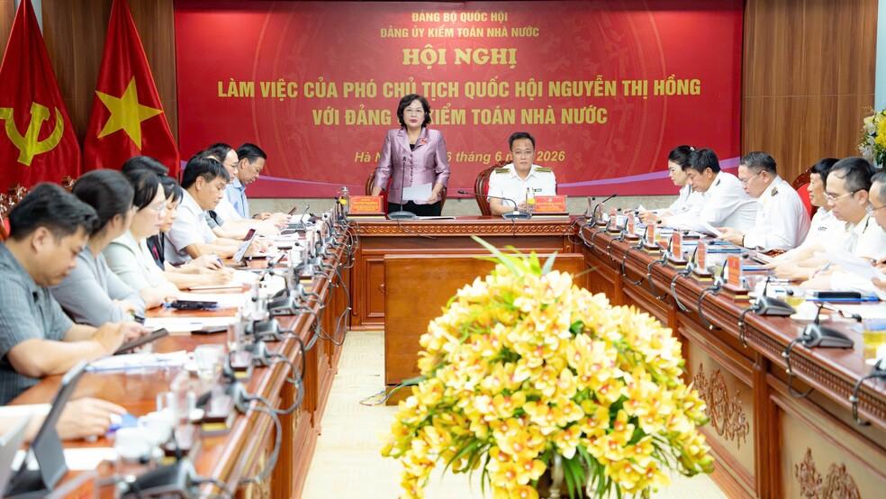 Phó Chủ tịch Quốc hội Nguyễn Thị Hồng làm việc với Đảng uỷ Kiểm toán nhà nước