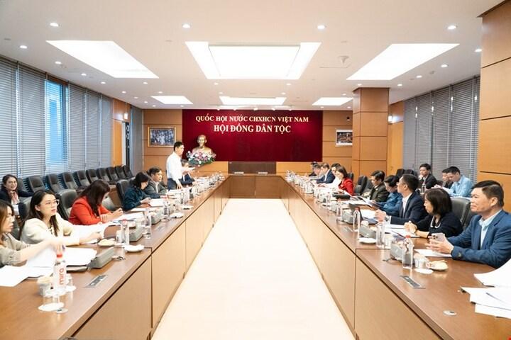 Tạo đột phá pháp lý và vốn trong giao đất, giao rừng, tạo sinh kế cho đồng bào dân tộc thiểu số