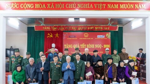 Phó Chủ tịch Thường trực Quốc hội Đỗ Văn Chiến: Xã Sơn Thủy, tỉnh Tuyên Quang phải ưu tiên hàng đầu cho giáo dục