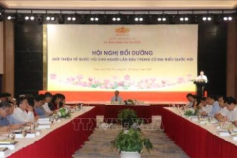 Bồi dưỡng, giới thiệu về Quốc hội cho người lần đầu trúng cử đại biểu Quốc hội