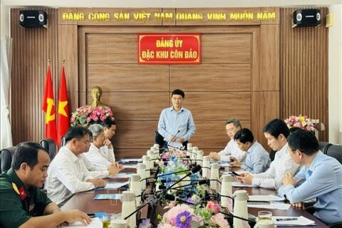 Phó Chủ tịch Quốc hội Vũ Hồng Thanh thăm và làm việc tại đặc khu Côn Đảo