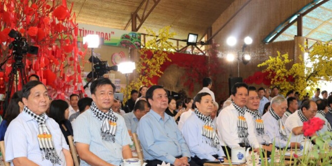 Phó Chủ tịch Quốc hội Lê Minh Hoan dự Tọa đàm “Người nông dân chuyên nghiệp” tại Đồng Tháp