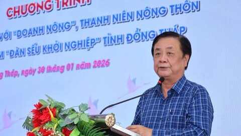 Phó Chủ tịch Quốc hội Lê Minh Hoan đối thoại với thanh niên nông thôn tỉnh Đồng Tháp