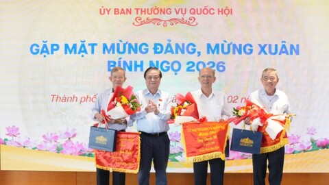 Phó Chủ tịch Quốc hội Lê Minh Hoan gặp mặt ĐBQH hoạt động chuyên trách đã nghỉ hưu khu vực phía Nam